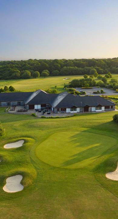 Farleigh 9Th Red 0620 Hero