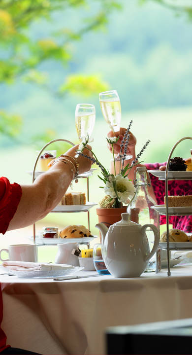 05.22 Farleigh Jubilee Tea Photo