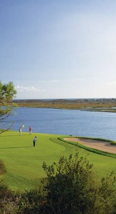 Dona Filipa Hotel In The Algarve 2